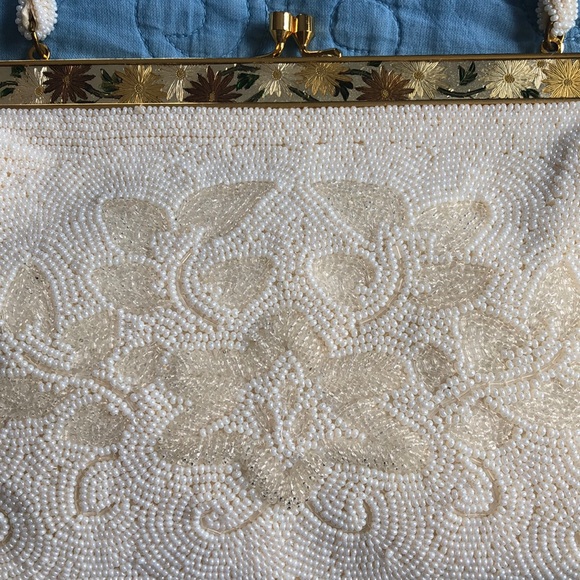 Exquisite Vintage White Beaded Walborg Bag - Picture 2 of 6